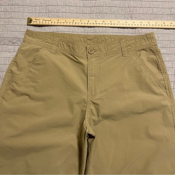 Columbia Men's Trail Shorts XM4805 Beige Flat Front 10" Mid Rise Size 34 - Picture 6 of 12